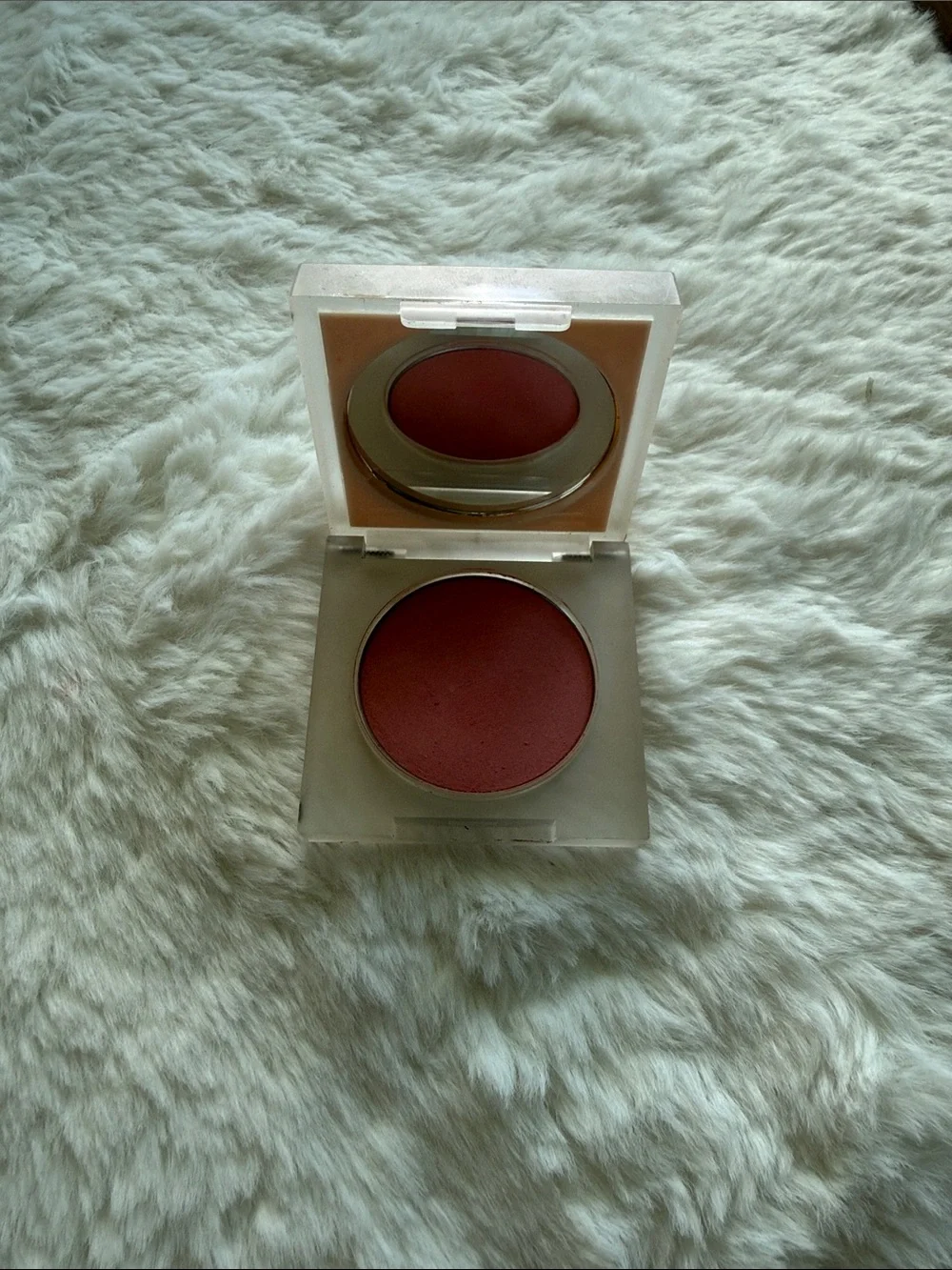 KKW BEAUTY Mrs. West Collection Flower Wall Blush rare wedding
